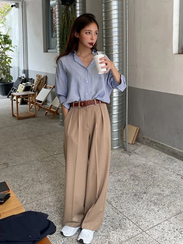 Corporate Girl, Drop Shoulder Shirt, Corporate Fashion, Stylish Work Attire, Office Outfits Women, Business Casual Outfits For Work, Shein Outfits, Office Outfit, Smart Casual Outfit