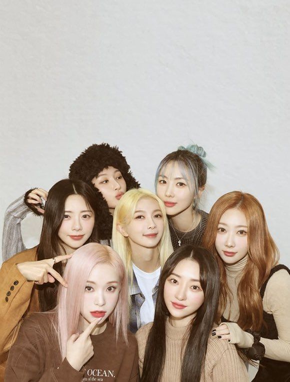 Dreamcatcher Ot7, My Music Taste, Lee Si Yeon, Dreamcatcher Kpop, Music Taste, My Music, Group Photo, Group Photos, Doja Cat