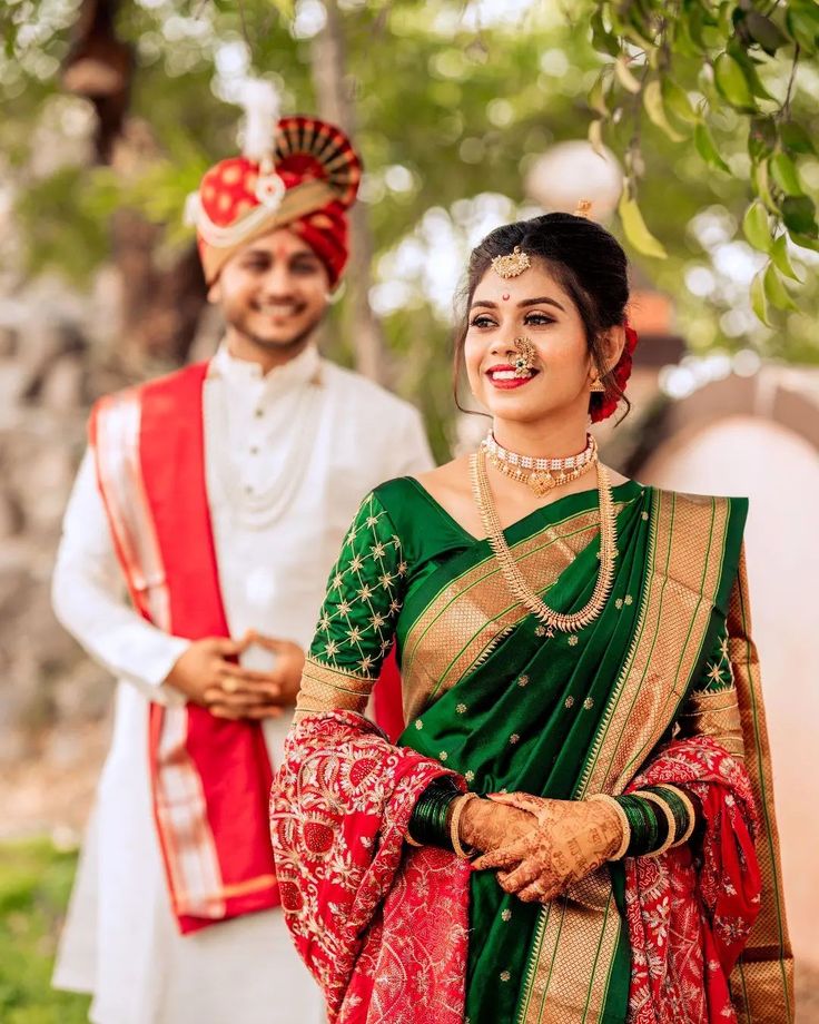 Nauvari Look For Bride And Groom, Groom Marathi Wedding Outfits, Marathi Wedding Look Couple, Bride And Groom Maharashtrian Wedding Outfit, Marathi Wedding Couple Poses, Vaidik Marriage Dress, Maharashtrian Wedding Photography, Green Nauvari Saree Brides, Saptpadi Couple Look