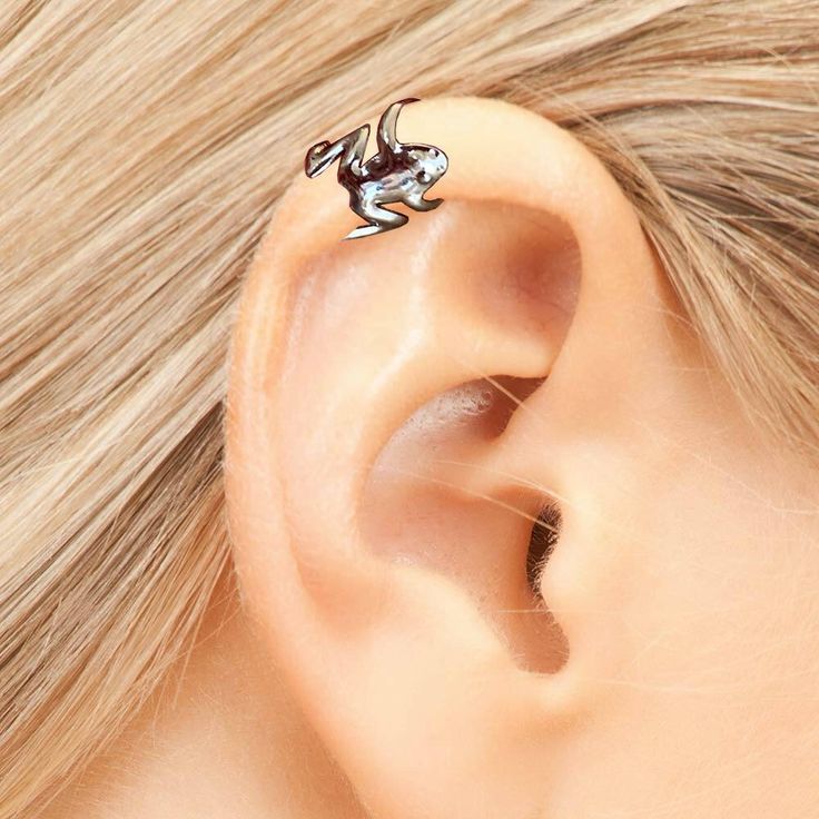 Lucky Tree Frog Ear Cuff by Perpetual Kid Exclusives Keroppi Cuff Earrings, Crocodile Dentist, Tiny Tree, Silly Gifts, Unique Stocking Stuffers, Cuff Earring, Best Valentine's Day Gifts, Blue Q, Tree Frog