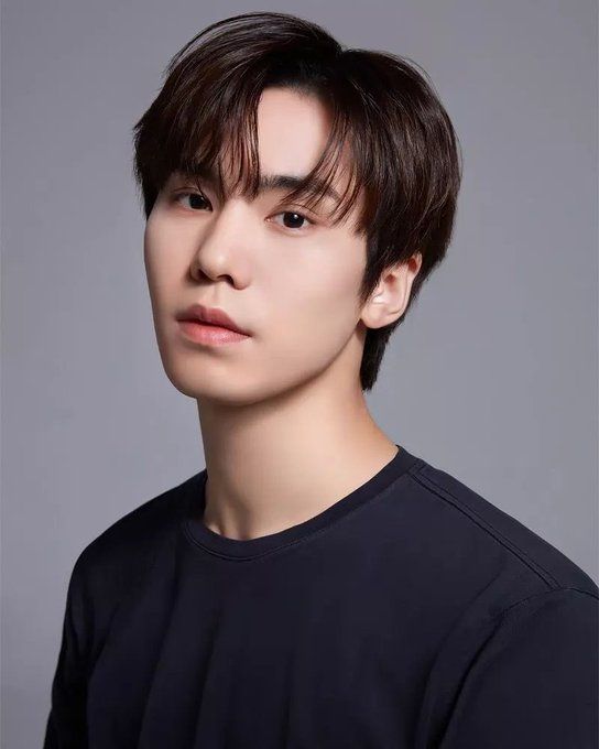 Rocky will sing the national anthem on 2nd April (Sat) in NC Dinos home games against SSG Landers at Changwon NC Park which is also the official opening game of the KBO, sharing the 40th anniversary of the league. Member Astro, Astro Rocky, Rocky Astro, Astro Sanha, Astro Mj, Web Drama, Astro Kpop, Moon Bin, K Idols