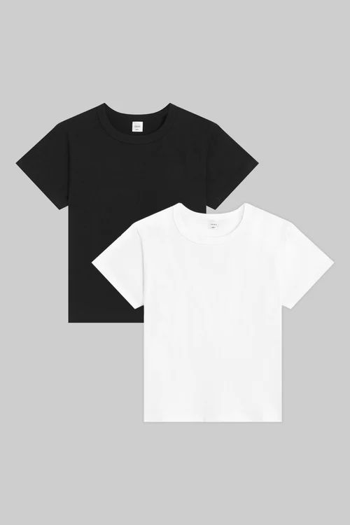 Black And White Tees, Black And White T Shirts, Vogue Us, Mens Haircuts Fade, Basic Tees, Comfy Outfits, Things To Buy, 2 Pack, No 1