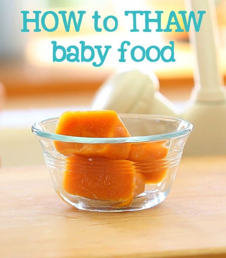 baby food in a glass bowl with the title how to thaw baby food