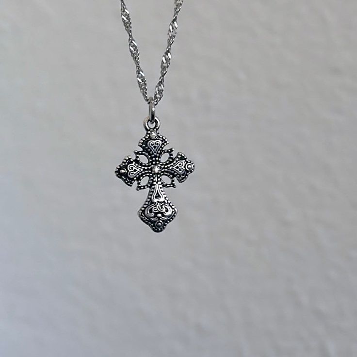 Gift your Christian friend a stunning religious jewelry piece featuring a dainty silver cross necklace, perfect for women seeking minimalist elegance with a touch of religious charm. 𝐃𝐄𝐓𝐀𝐈𝐋𝐒:  ⭐️ Necklace lengths available 14" 16" 18" 20" ⭐️ Pendant size is 1" ⭐️ The silver cross charm is silver plated over alloy. The chain necklace is up on stainless steel, safe for those with sensitive skin ⭐️ Perfect for an everyday dainty cross necklace, The Royal Bliss cross necklace  ⭐️ ALL jewelry Christian Minimalist, Coquette Jewelry, Dainty Cross Necklace, Cross Charm Necklace, Grunge Jewelry, Silver Cross Necklace, Necklace Gothic, Christian Friends, Jewelry Details