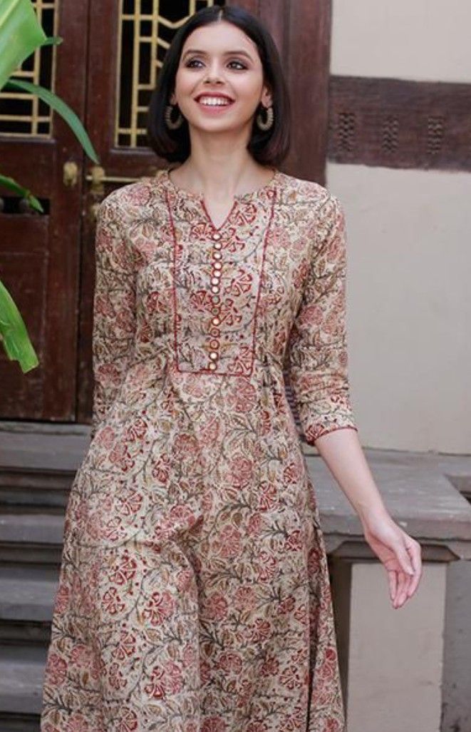 Kalamkari Dress, Jaipur Kurti, Printed Kurti Designs, Kalamkari Dresses, Salwar Neck Designs, Indian Kurti Designs, New Kurti Designs, Churidar Designs, Simple Kurta Designs