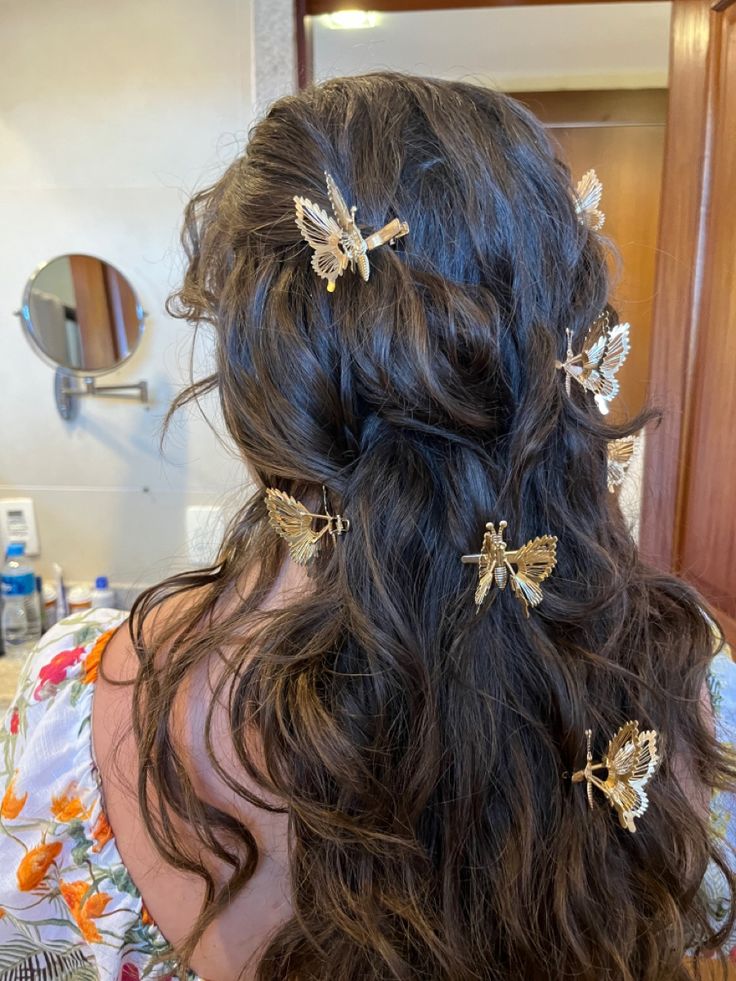 Butterfly clips for a garden wedding. Silver Butterfly Hair Accessories, Curly Hair With Butterflies, Butterfly Prom Dress Short, Butterfly Curly Hairstyles, Long Butterfly Dress, Butterfly Hair Decor, Silver Butterfly Clips Hairstyles, Gold Butterflies In Hair, Butterfly Pins For Hair