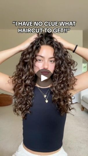 371K views · 20K reactions | - U SHAPE: this style of cut is perfect for waves and curls because it stops the triangle dilemma most of us have. It happens when the thickness of your hair is the same root to ends leaving a triangular shape. - SHORT TO LONG LAYERS: shorter layers add volume and dimension to the top of your hair while long layers provide the length and shape to your ends. This also provides a fuller shape to your curls once again avoiding the triangle shape. Its adds more of a loos c shape when viewed from the side. - FACE FRAMING: Personally I love having face framing pieces. I keep line around chin lemgth bc I change my hair part often (middle and side). Keep in mind that if you go shorter and wear your hair to the side and middle that the curls may stick straight up when w Layered Chunky Curls With Bangs, Layered Hair With Face Framing, Short To Long Layers, Curly Face Framing Layers, Best Haircuts For Long Faces, Long Layers With Face Framing Pieces, Face Framing Layers Side Part, Curly Hair Middle Part, Kiana Davis