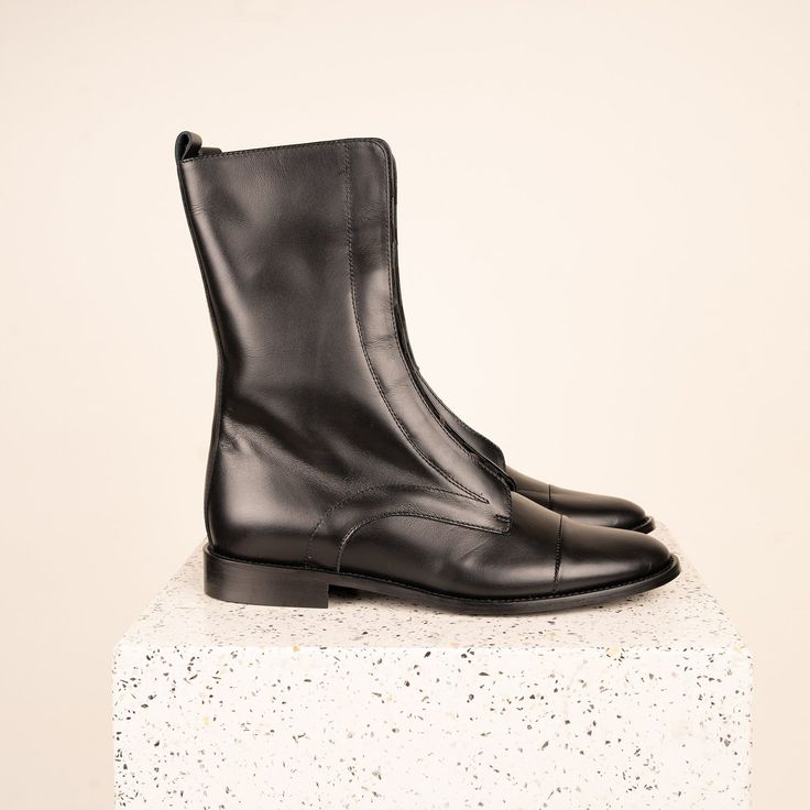 Milano - Black Leather – A. Soliani Modern Ankle Lace-up Boots For Fall, Chic Medium Width Lace-up Boots For Work, Elegant Ankle Combat Boots For Workwear, Fall Lace-up Calf Leather Work Boots, Fall Lace-up Calf Leather Boots For Workwear, Elegant Combat Boots For Fall Workwear, Elegant Fall Combat Boots For Workwear, Fall Workwear Lace-up Calf Leather Boots, Elegant Fall Workwear Combat Boots