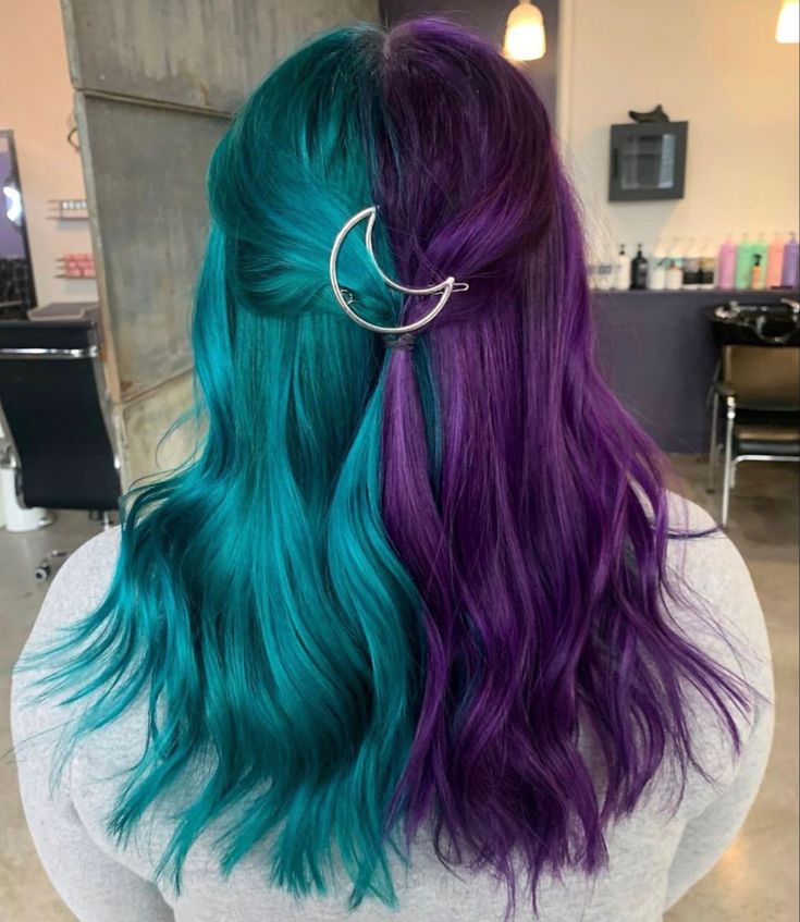 Upgrade Your Look | Stunning Hair Color Ideas for Brunettes - Hair Colors Idea Vivid Split Dyed Hair, Purple And Teal Hair, Mermaid Haircut, Teal And Purple Hair, Hairstylist Inspiration, Purple And Green Hair, Goddess Locks, Teal Hair Color, Haircolor Ideas