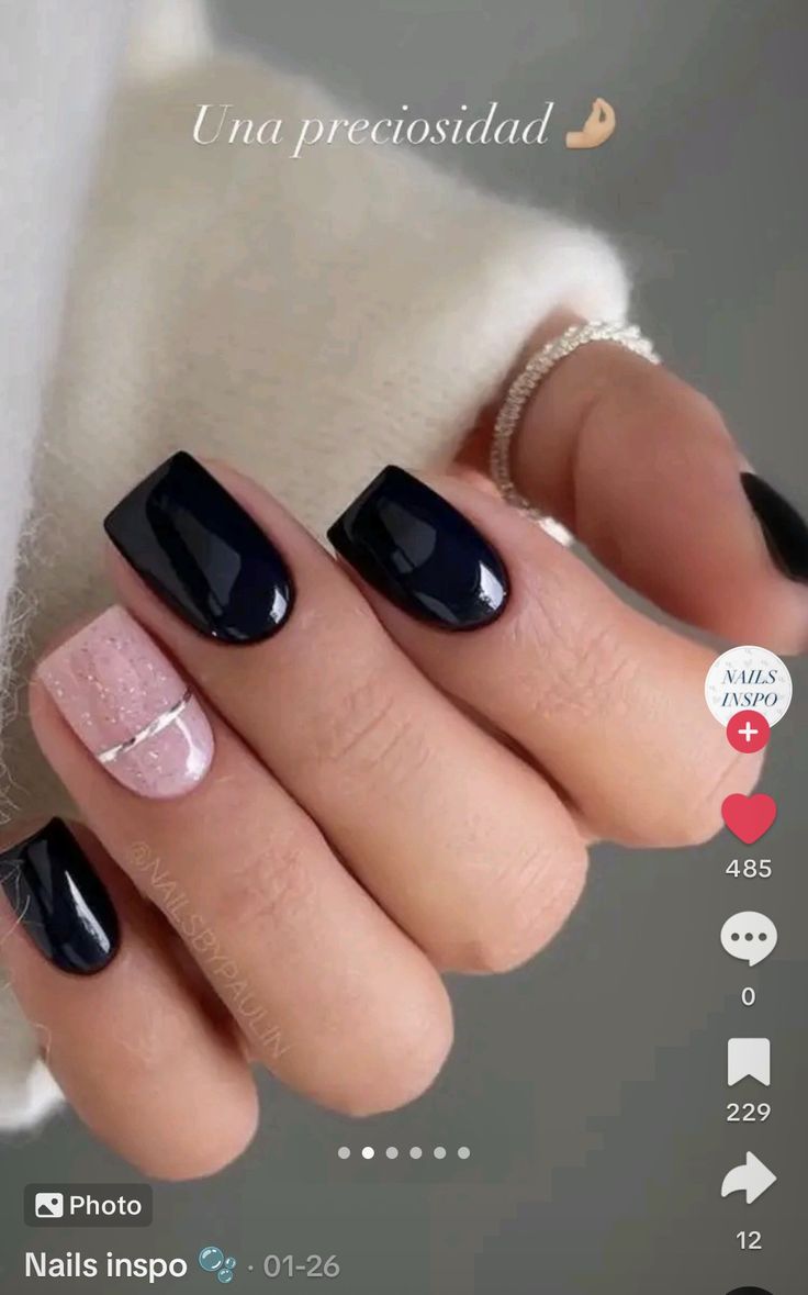 Short Gel Nail Designs Dark Colors, Black Manicure Ideas, Black Blue Nails, Short Dark Nails, Short Nails Black, Nail Oval, Black And Blue Nails, Matte Gel Nails, Black Ombre Nails