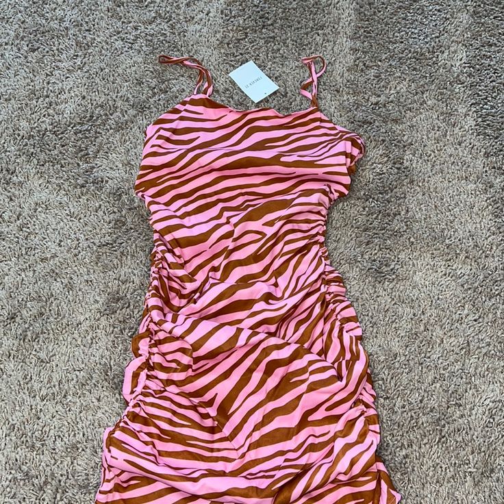 Forever21 Pink And Brown Zebra Mini Dress, It Scrunches And Hugs Ur Hips Size Medium, New With Tags. Make An Offer Sleeveless Zebra Print Vacation Dress, Sleeveless Zebra Print Dress For Vacation, Spring Beach Dress With Zebra Print, Zebra Print Beach Dress For Spring, Spring Mini Dress With Zebra Print, Summer Zebra Print Mini Dress For Party, Chic Mini Dress With Zebra Print For Summer, Fitted Zebra Print Beach Dress, Trendy Zebra Print Spring Dresses