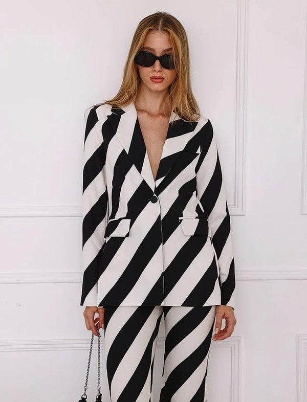 diagonal stripe blazer - RK Collections Boutique White Lace Dress Short, Stripe Blazer, White Lace Shorts, Backless Long Dress, Wear Crop Top, Long Sleeve Evening Dresses, Clubwear For Women, Short Lace Dress, White Dresses For Women