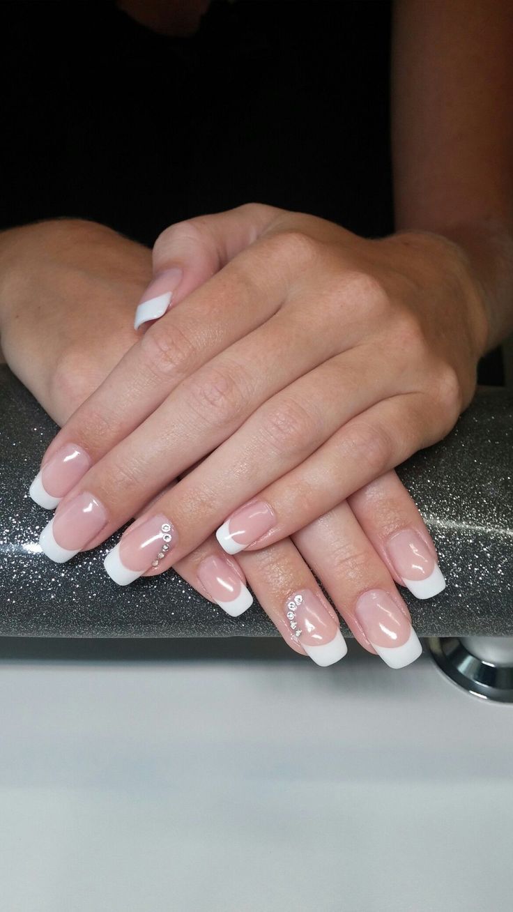 French Tip Nails With Design Wedding Rhinestones, French Manicure With Jewels Rhinestones, French Manicure For Wedding Brides, Nail Extension Designs French Tip, French Nails Extensions, French Manicure Wedding Nails Brides, Bridal Nails Wedding French Tips, French Manicure With Gems Rhinestones, Wedding Nails For Bride French Manicure