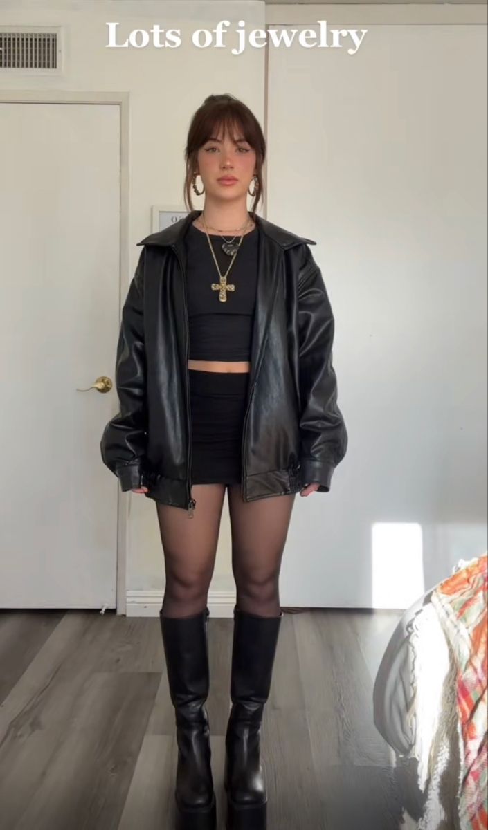 Fall Outfits Women Alternative, Concert Plus Size Outfit Night, Leather Jacket Outfit Night Out, Edgy Outfits Plus Size, Edgy Concert Outfit, Fall Cute Outfits, Concert Outfit Plus Size, Style In 2023, Concert Outfit Winter