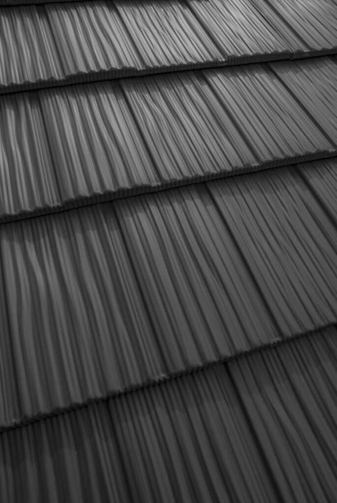 a black and white photo of a roof