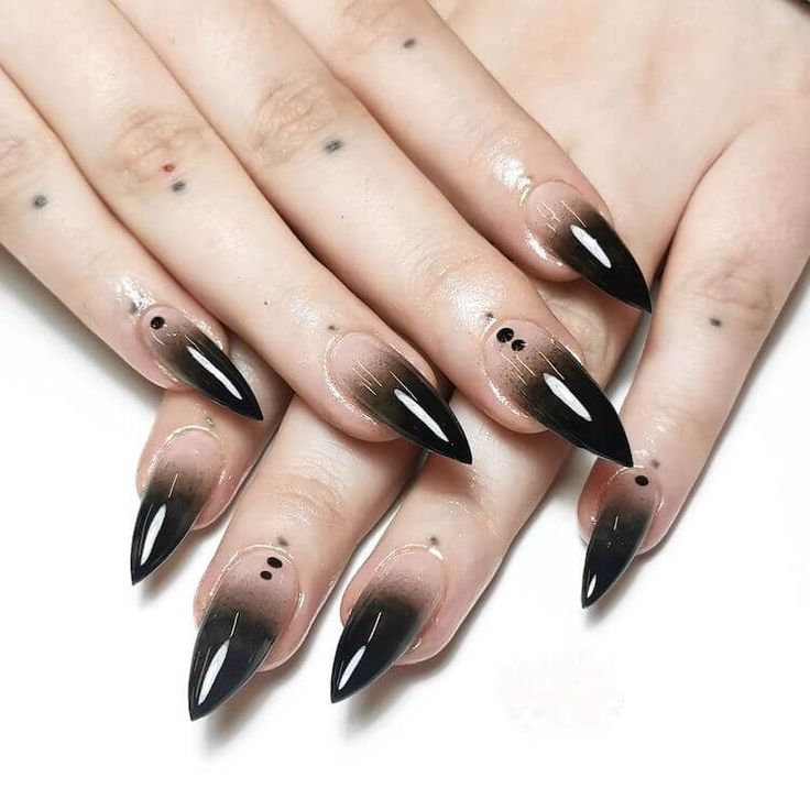 Emo Nail Art, Ongles Goth, Emo Nails, Black Almond Nails, Witch Nails, Gothic Nails, Nagel Tips, Edgy Nails, Goth Nails