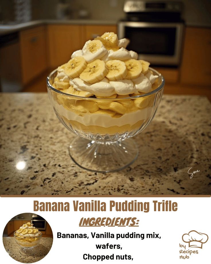 Banana Vanilla Pudding Trifle Banana Pudding Trifle, Baked Meatloaf, Bacon Ranch Potatoes, Mexican Casserole Recipe, Garlic Cream Sauce, Trifle Pudding, Trifle Dish, Chicken Pasta Bake, Cheesy Bacon