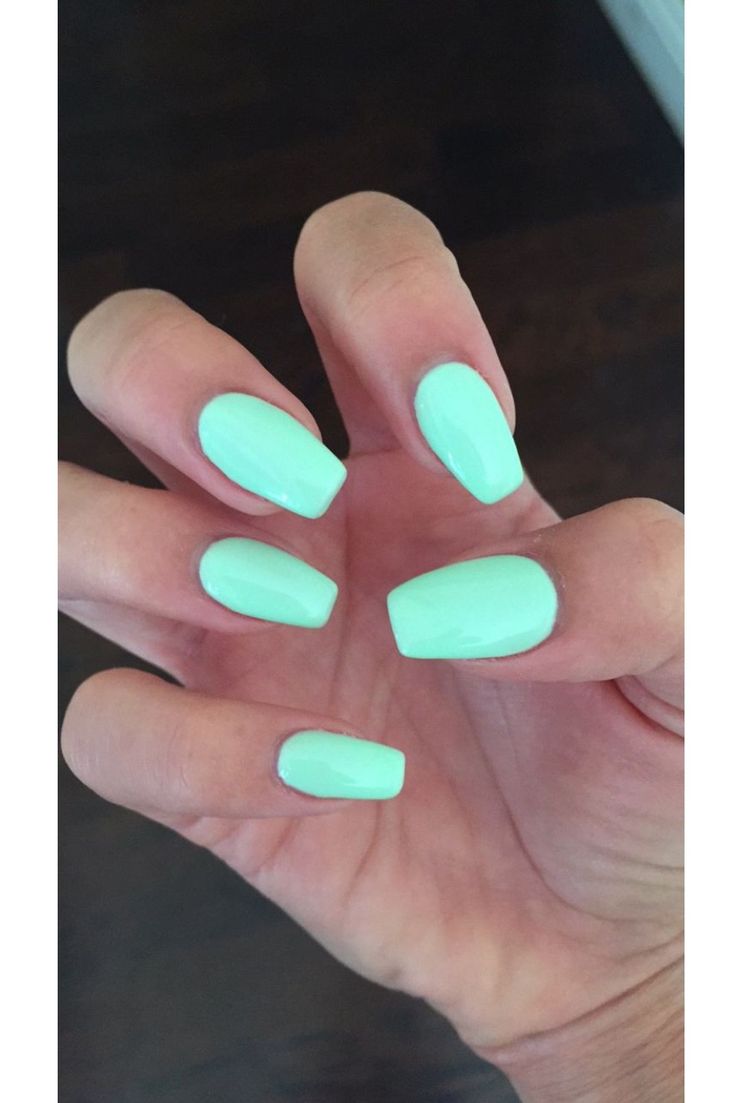 Mint Nails, Green Nail Polish, Nail Art Designs Summer, Green Nail, Summer Acrylic Nails, Colorful Nail Designs, Summer Nails Colors, Neon Nails, Acrylic Nail Art