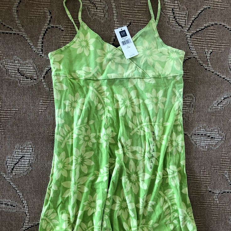 Nwt Green Floral Sundress Gap Summer Beach Maxi Dress, Gap Summer Maxi Dress For Beach, Green Cotton Mini Dress For Vacation, Green Cotton Mini Sundress, Gap Sundress For Beach, Gap Summer Sundress, Gap Sleeveless Summer Maxi Dress, Gap Cotton Sundress, Casual Sleeveless Sundress By Gap