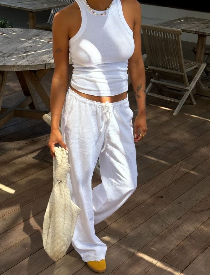 High Fidelity Pant | White Linen – Rumored Cute Hawaii Outfits Casual, Style For Summer 2024, Linen Pants And Tank Top, White Linen Pants Aesthetic, Lightweight Outfits Summer, Casual Outfits For Italy, Cruise 2024 Fashion, Summer Outfits White Pants, White Breezy Loungewear Bottoms