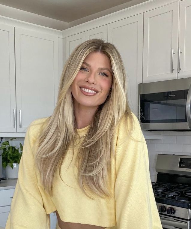 Long Layered Haircuts Blonde Straight, Layers For Long Hair Face Framing, Face Framing Layers Money Piece, Long Layers Frame Face, Long Layers With Blonde Highlights, Box Layers Haircut, Long Soft Face Framing Layers, Hair Cuts Ideas Blonde Straight, Summer Haircuts Straight Hair