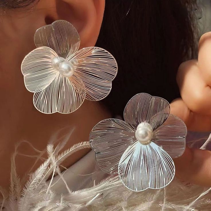 Add a touch of elegance and charm to your ensemble with our Translucent Big Flower Earrings Design Stud Earrings, a true gem in our collection of Korean Jewelry Accessories. Flower Pearl Earrings, Butterfly Wing Earrings, Bridal Hair Jewelry, Long Tassel Earrings, Luxury Earrings, Crystal Headband, Earrings Studs, Wing Earrings, Stud Earrings For Women