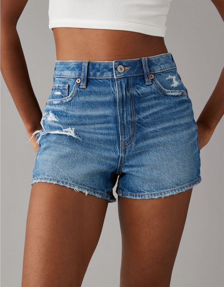 AE Strigid Ripped Denim Mom Short Summer Work Dresses, Long Denim Shorts, Wardrobe Refresh, Perfect Summer Outfit, Dream Style, School Fits, Mom Shorts, Ripped Denim, High Waisted Shorts