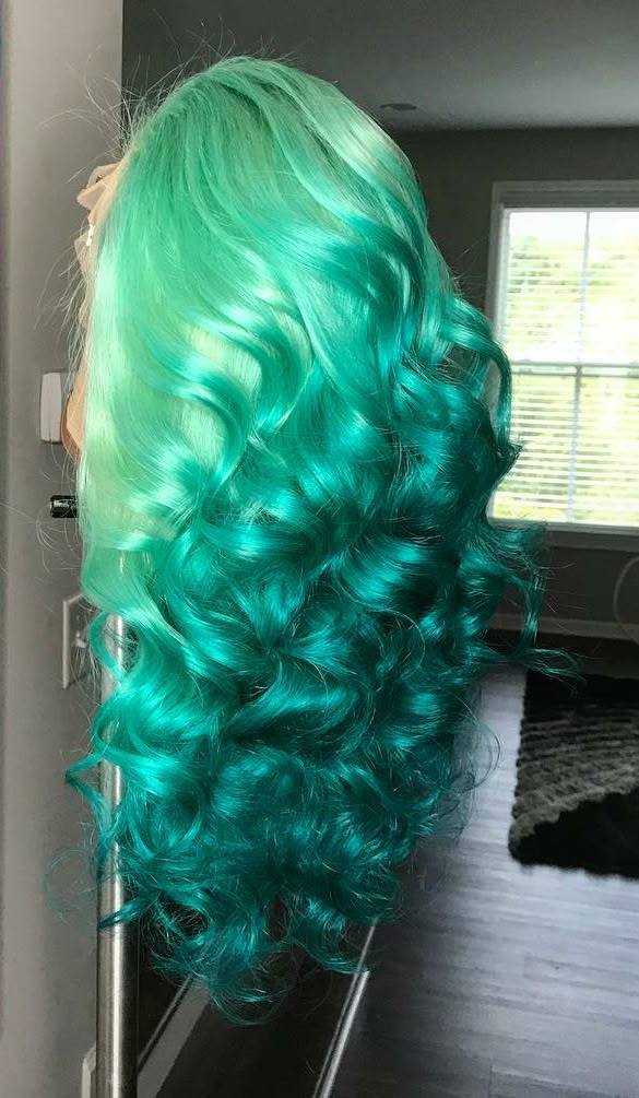 Mint Green And Blonde Hair, Blue Green Hair Color Ideas, Green And Blonde Hair, Blonde And Green Hair, Turquoise Hair Ombre, Wig Customization, Blue And Green Hair, Dark Teal Hair, Colorful Wigs