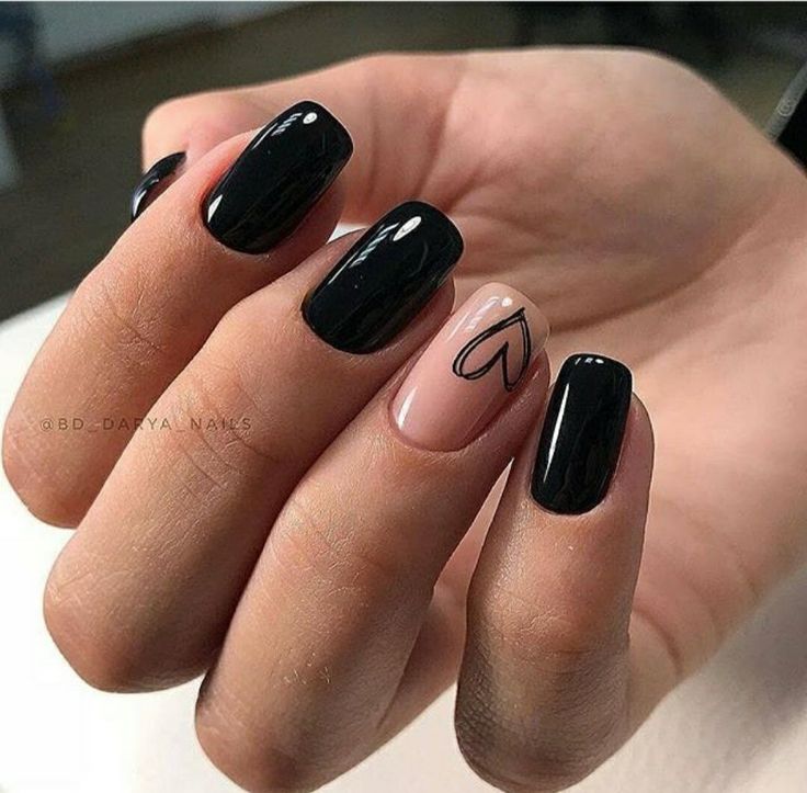 Маникюр Jordan Nails, Black And White Nail, Red Nail Art Designs, Red Nail Art, Heart Nail, Nail Design Inspiration, Amman Jordan, Nails Spa, Black Nail Designs