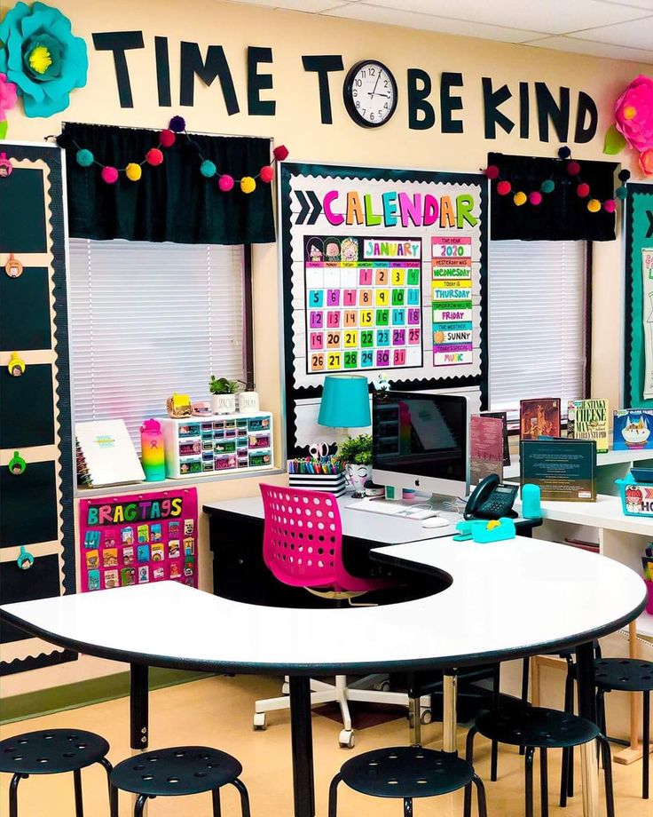 the classroom is decorated with bright colors and decorations