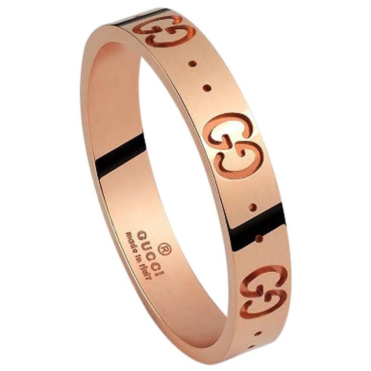 A minimal and refined Gucci piece this 18K rose gold ring showcases their iconic GG Motif engraved around the band. Gucci Icon Ring, 18kt Rose Gold. Ring in 18kt Rose gold featuring engraved Gucci logo. Width 4mm. Ring size 6.75 YBC152045001 Gucci Logo, Rich Women, Cartier Love Bracelet, 18k Rose Gold, Band Ring, Rose Gold Ring, Or Rose, Gold Ring, Band Rings