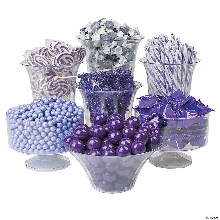 there are many different types of candies in the vases