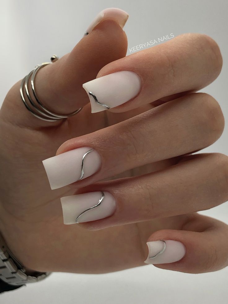 Milky Nails, Chrome Nails Designs, Wow Nails, Work Nails, Blush Nails, Black Nail, Neutral Nails, Silver Nails, Classy Nails