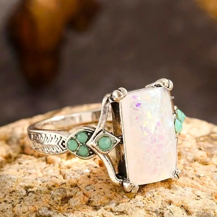 Antique Look With Synthetic Rectangular White Opal Boho Ring. Perfect Accessory For Any Outfit. Available Is Sizes 5,6,7,8,9,10,11 Square Cut Rings, Antique Silver Rings, White Opal Ring, Moonstone Ring Sterling Silver, White Lab, Luxury Rings, Moonstone Ring, White Opal, Ring Vintage