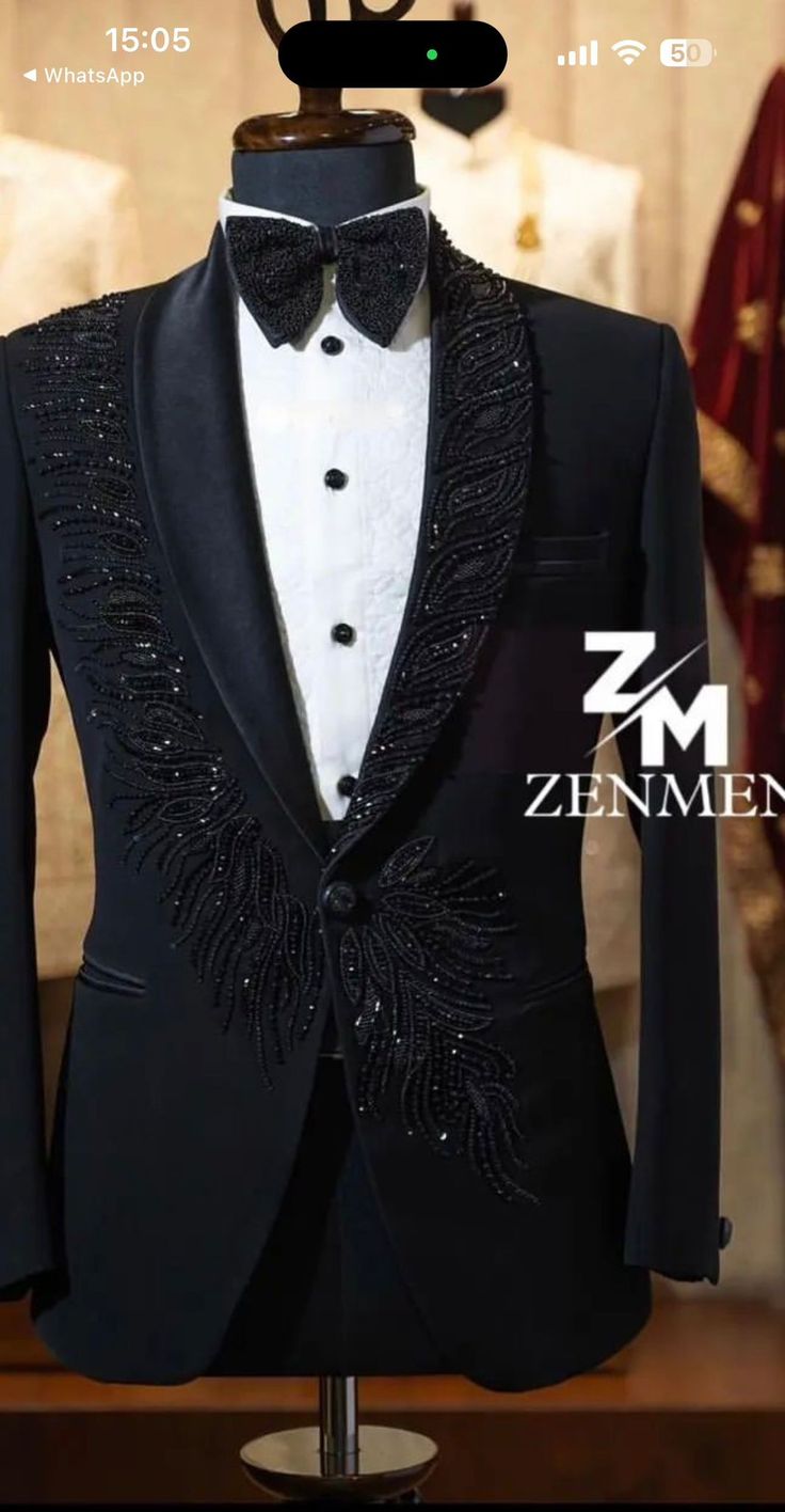 Cort Pent Design Men, Black Suit For Groom Wedding, Latest Tuxedo Designs For Men, Men Reception Suit, Taxido Suit For Men Wedding Black, Engagement Tuxedo For Men, Reception Blazer For Groom, Taksido Suit For Groom, Embroidery Blazer Men