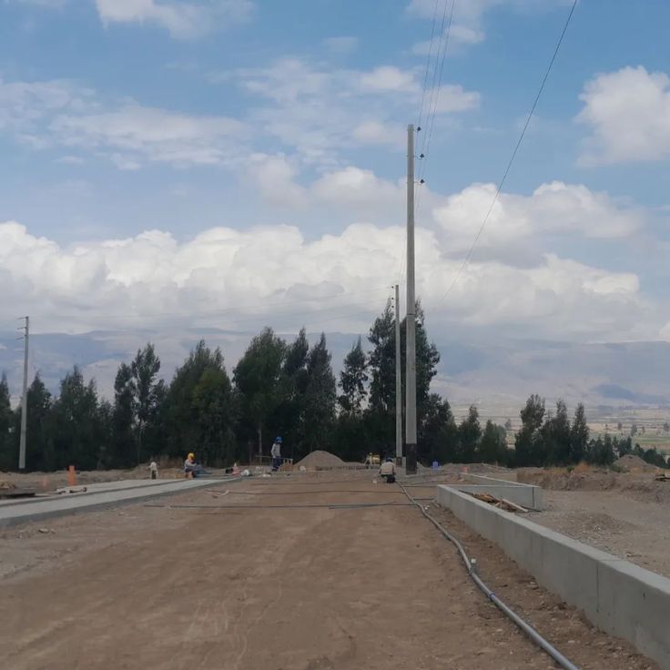 ¡Progreso en la alameda etapa 2 y 3! 🌳 Es un orgullo ver como avanza este proyecto que pronto será un espacio de encuentro y recreación para todos. Es increíble ver y desarrollar como, poco a poco, estos espacios van tomando forma y vida, invitándonos a ser parte de ellos. Crear arras tan hermosas dentro de entornos urbanos nos recuerda que es posible combinar lo natural con lo moderno y hacer de nuestras ciudades un lugar más verdes, más vivo y más humano 🌳🌳🌳 #obrasquetransforman #verde... Van