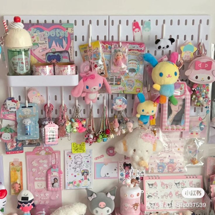 there are many stuffed animals and toys on the wall in this room, all together