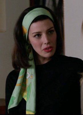 Megan Draper’s mint green head scarf on Mad Men.  Outfit Details: https://wornontv.net/5588/ #MadMen 60s Hair Scarf Styles, 60s Hair With Scarf, 1960s Head Scarf, Megan Draper Style, 60s Hair Scarf, 70s Scarf Hairstyles, Headscarf 70s, 70s Headscarf, 70s Head Scarf