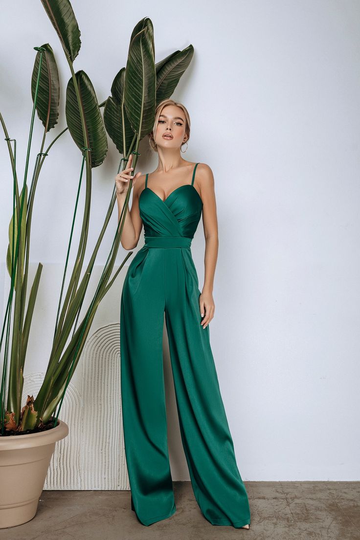 Prom Jumpsuit Classy, Green Jumpsuit Outfit, Jumpsuit Outfit Wedding, Jumpsuit Wedding Guest, Jumpsuit Prom, Prom Jumpsuit, Fancy Jumpsuit, Reformation Wedding, Bridesmaids Jumpsuits