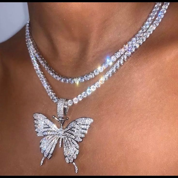 Brand New Statement Big Butterfly Pendant Necklace Rhinestone Chain For Women Bling Tennis Chain Crystal Choker Necklace Party Jewelry Pictures Does Not Show How Gorgeous This Necklace Shines!! Metal Type: Zinc Alloy Material: Crystal Kristina Webb, Necklace Chain Types, Big Butterfly, Rhinestone Choker Necklace, Bling Necklace, Crystal Choker Necklace, Tennis Chain, Rhinestone Chain, Butterfly Pendant Necklace