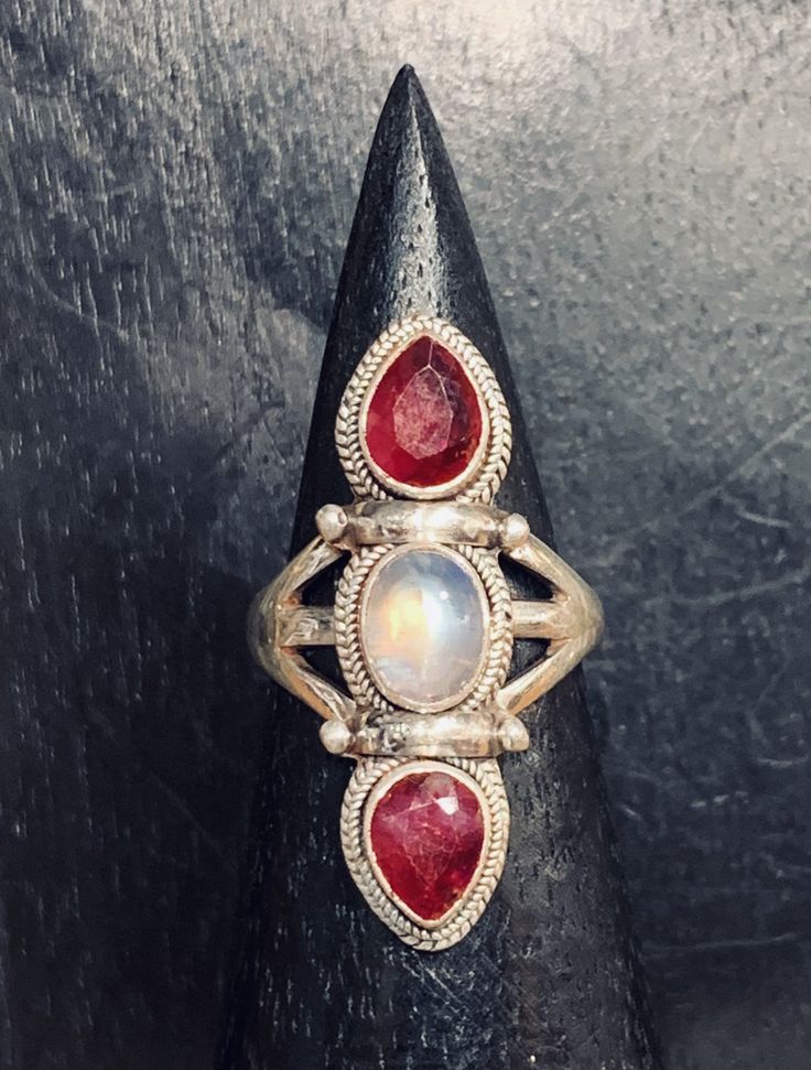 Fantastic Moonstone and Ruby ring! Available in Sizes 6 to 9 Ruby Ring, Moonstone, Lotus, Ruby, Floating, Ring Size, Size 7, Size 6, Ring