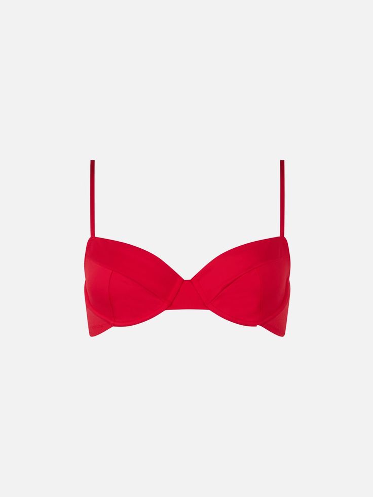 Dive into comfort and style with our Bea bralette underwired bikini. This elegant swimwear piece features a plain red color, perfect for a classic yet striking beach look. Designed with adjustable shoulder straps, it ensures a personalized fit for maximum comfort and support. Composition: 90% poliammide 10% elastan Red Triangle Top Swimwear With Removable Bra Pads, Classic Underwire Swimwear, Classic Fitted Underwire Swimwear, Red Swimwear With Removable Bra Pads For Beach, Red Swimwear With Removable Bra Pads For Vacation, Classic Summer Bra With Built-in Support, Fitted Red Bra For Summer, Red Swimwear With Removable Bra Pads For Pool, Beach Push-up Bra In Solid Color