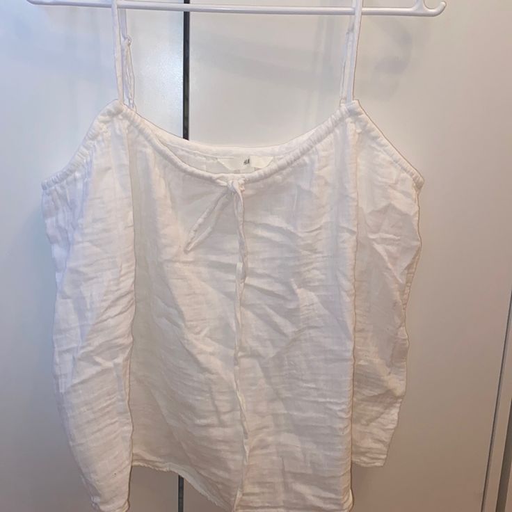 Never Worn! Too Large On Me, Size Small But Fits Like A Medium White Summer Beach Camisole, White Summer Camisole With Spaghetti Straps, Summer Spaghetti Strap Tops For Daytime, White Spaghetti Strap Tops For Summer, White Spaghetti Strap Summer Camisole, Beach Season Cotton Camisole Top, Summer Cotton Camisole For Beach Season, White Summer Vacation Camisole, Cotton Camisole Top For Beach Season