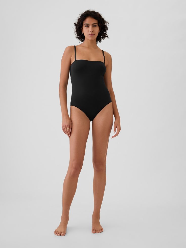 Soft, stretch one-piece swimsuit.  Strapless.  Convertible straps can be worn or removed.  This swimsuit lining is made with 77% recycled polyamide.  Using recycled materials helps to conserve resources and reduce waste.  Please note: Swim styles cannot be returned in store.  Please enjoy free returns by mail.  For more fit and sizing info, check out our Size Guide. Arm References, Interesting Poses, Swimsuit Photoshoot, Modern Swimsuit, Female References, Body References, Swimsuits Photoshoot, Body Types Women, Fashion Model Poses