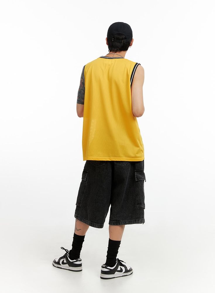 Product Detail Style : Street, Sporty Occasion : Back to school Type : Men, Activewear Print : Lettering Material : Polyester Sleeve : Sleeveless Fit : Loose fit Polyester100 Color : Yellow, Green, Black Made in Korea Model Size Model is wearing size M/L and the color Yellow. Height : 6'0" | 184cm / Top : L / Bottom : XL (32 inch) .prddescription table, .prddescription td, .prddescription th { border : 1px solid black; border-collapse : collapse; padding: 10px; } Size(Inch) Size Shoulder Bust Ar Casual Summer Tank Top For College, Sporty Tank Top For College In Summer, Cotton Tank Top For College In Summer, Sporty Summer Tank Top For College, Casual Sleeveless Moisture-wicking T-shirt, Sporty Cotton Tank Top For College, Casual Sleeveless Tank Top For College, Crew Neck Cotton Tank Top For College, Sleeveless Tops For College Summer