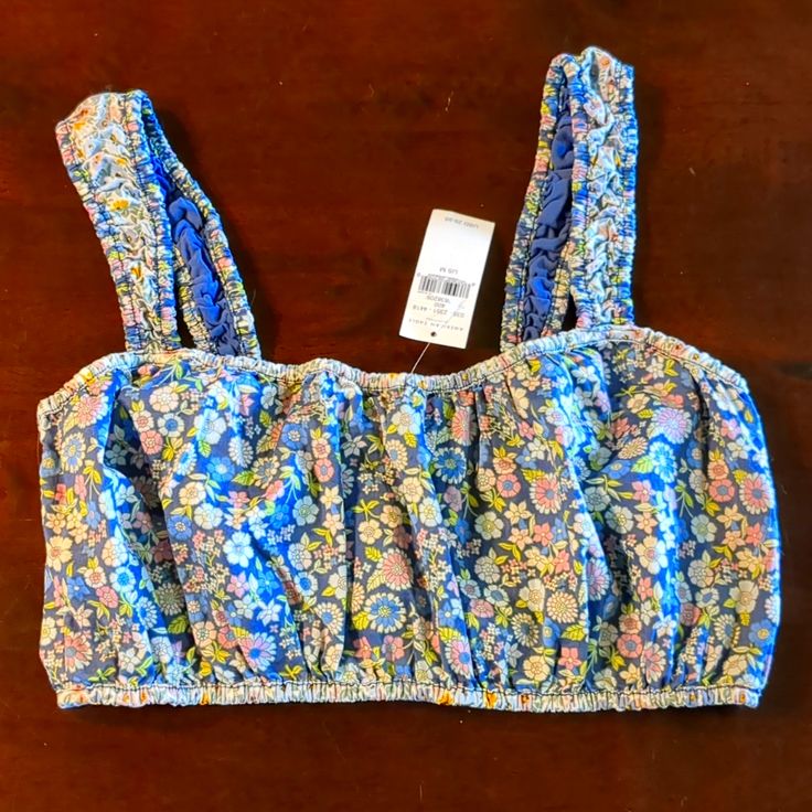 American Eagle Cami Top Crop Top Size Medium Nwt Blue Floral Print Tops For Beach Season, Blue Spring Crop Top For Brunch, Blue Floral Print Summer Crop Top, Spring Blue Crop Top For Beach, Blue Floral Print Crop Top For Beach, Blue Tops For Beach Season Brunch, Blue Tops For Brunch During Beach Season, Blue Casual Crop Top For Beach Season, Blue Cotton Crop Top For Beach Season