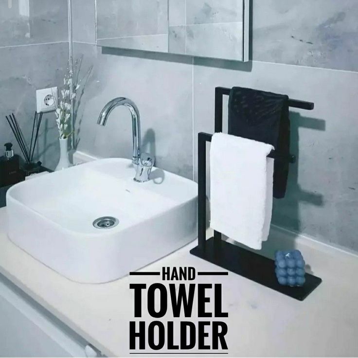 Freestanding hand towel holder is increasingly in demand due to their many benefitsNot only do it offer added storage spacebut it is also portableeasy to install and an attractive feature in its own righthandtowelholder towelrack towelrail countertoptowelholder bathroomdesign bathroomdecor decoration modernbathroomdecor scandinavianbathroom minimalbathroomdesign Bathroom Hand Towel Ideas, Countertop Towel Holder, Towel Holder Ideas, Hand Towel Holder Ideas, Bathroom Designs 2023, Minimal Bathroom Design, Contemporary Powder Room, Bathroom Hand Towel, Scandinavian Bathroom