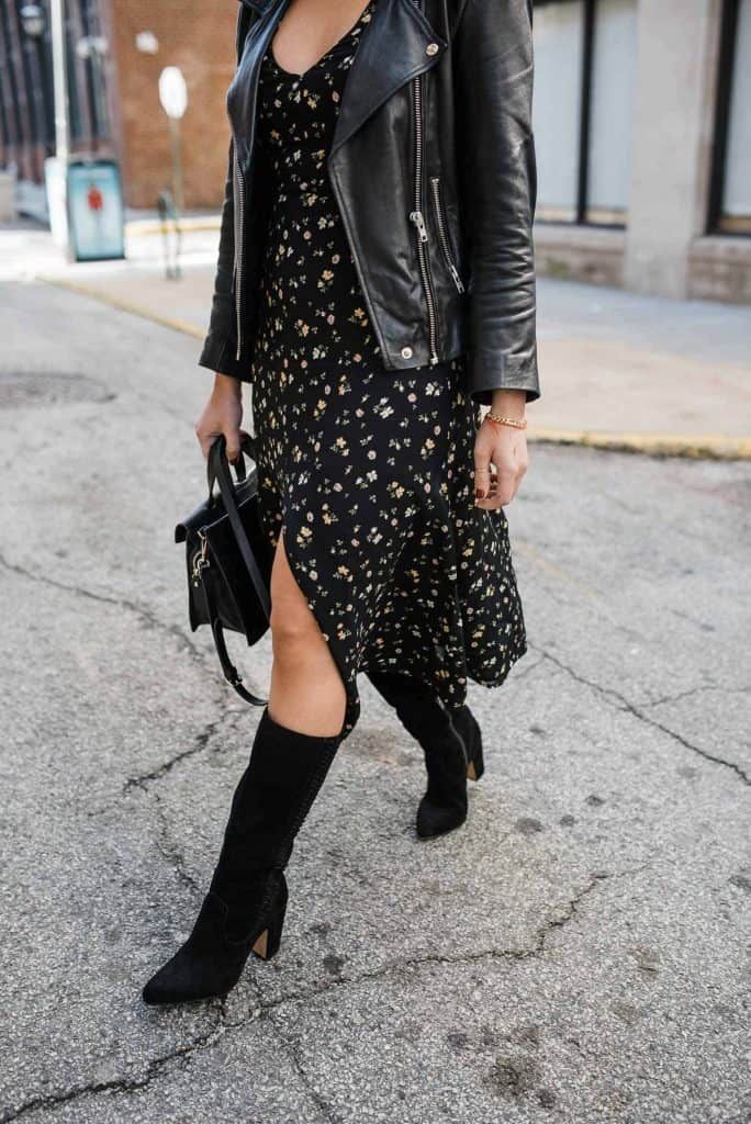 The best boots for fall 2021. From the best knee high boots, ankle boots and winter boots. Plus knee high boots outfit ideas for women! Short Dress In Winter, Suede Boots Outfit, Chunky Sweater Dress, Dress In Winter, Knee High Boots Outfit, Black Suede Knee High Boots, Midi Dress Winter, Fall Boots Outfit, Black Boots Outfit