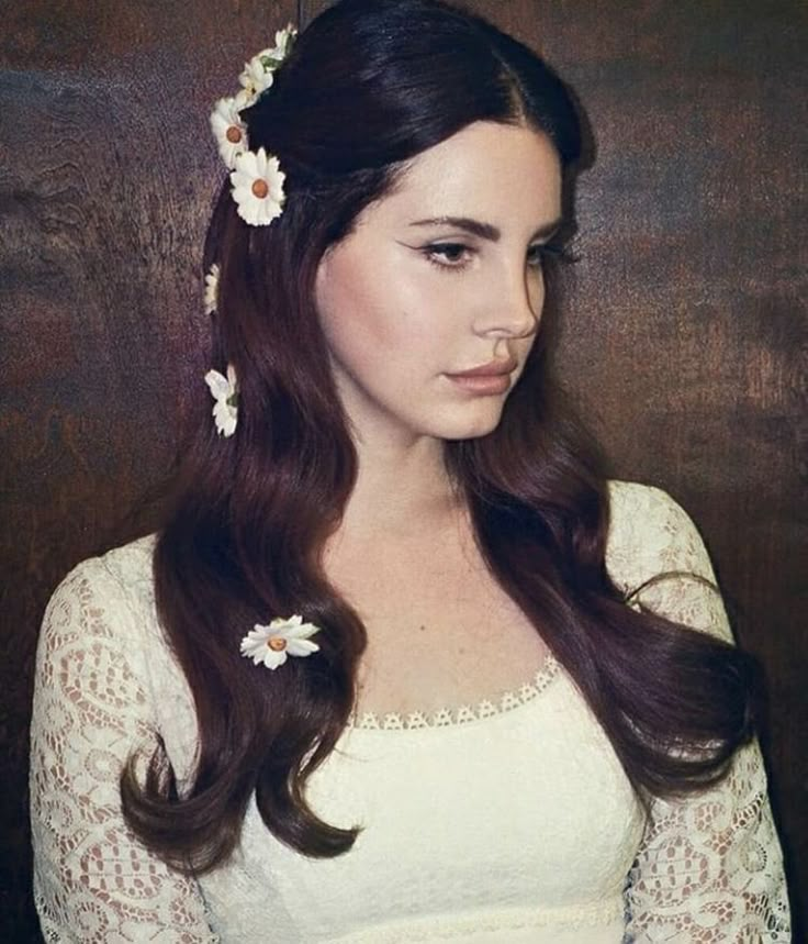 Lana Del Rey 60s, Lana Lust For Life, Lana Del Rey Costume, Lana Concert, Alone In A Crowd, Terrence Loves You, Coachella 2014, Sparkle Jump Rope Queen, I Fall To Pieces