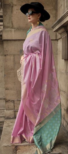 Pink and Majenta color Saree in Silk fabric with Printed, Weaving work Handloom Weaving, Indian Sarees Online, Ethnic Sarees, Ghagra Choli, Casual Saree, Art Silk Sarees, Silk Sarees Online, Soft Silk Sarees, Party Wear Sarees